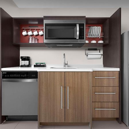 Home2 Suites By Hilton Falls Church Exteriör bild